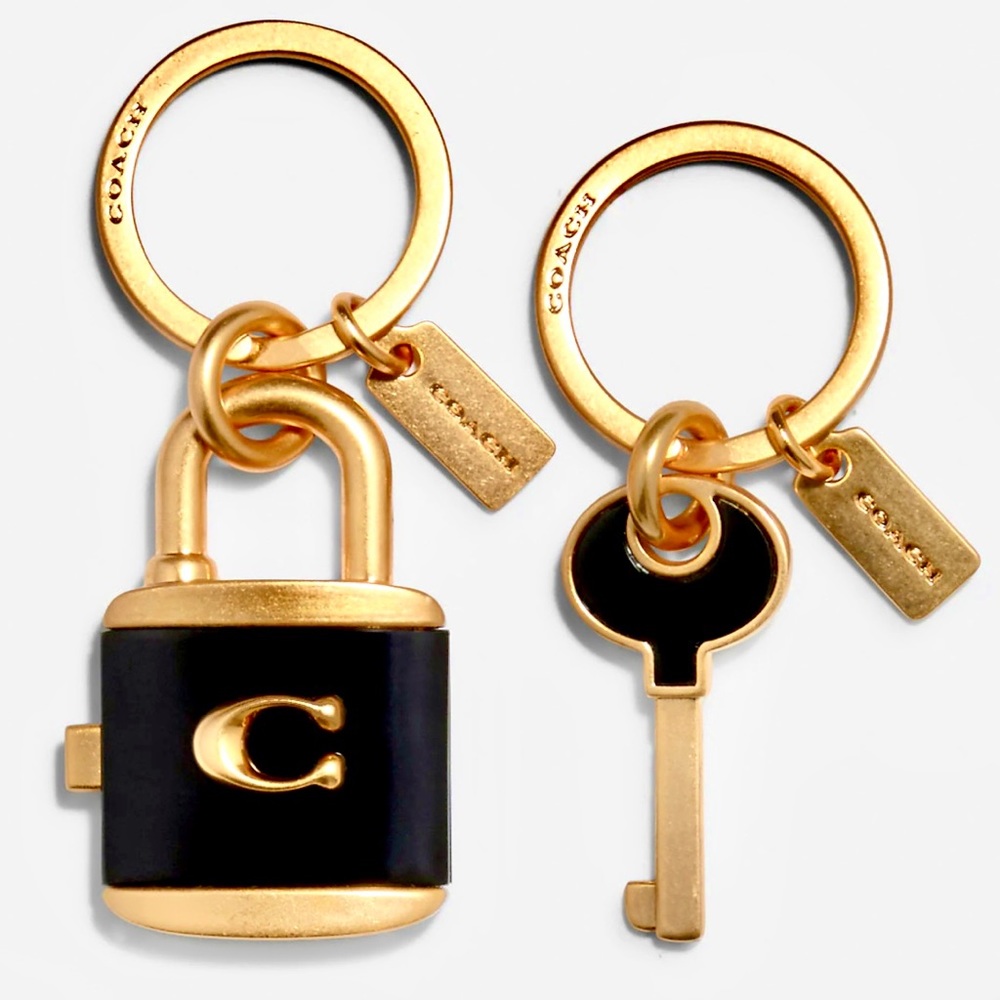 NWT Coach 2 Pc Lock & Key Double key rings/Bag Charm Unisex - Picture 9 of 10